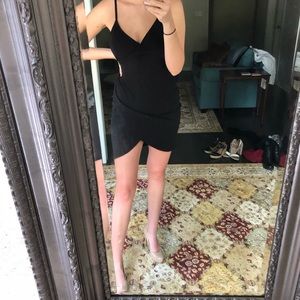 Comfy Black Mini Dress!!